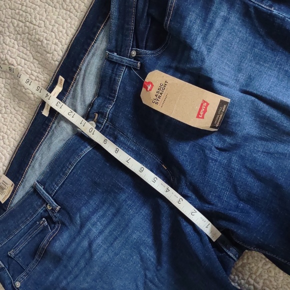 NWT Levi's 24W Classic Straight Jeans - Picture 10 of 16